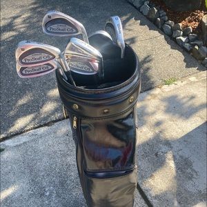 Vintage Wilson bag and pro OS iron set